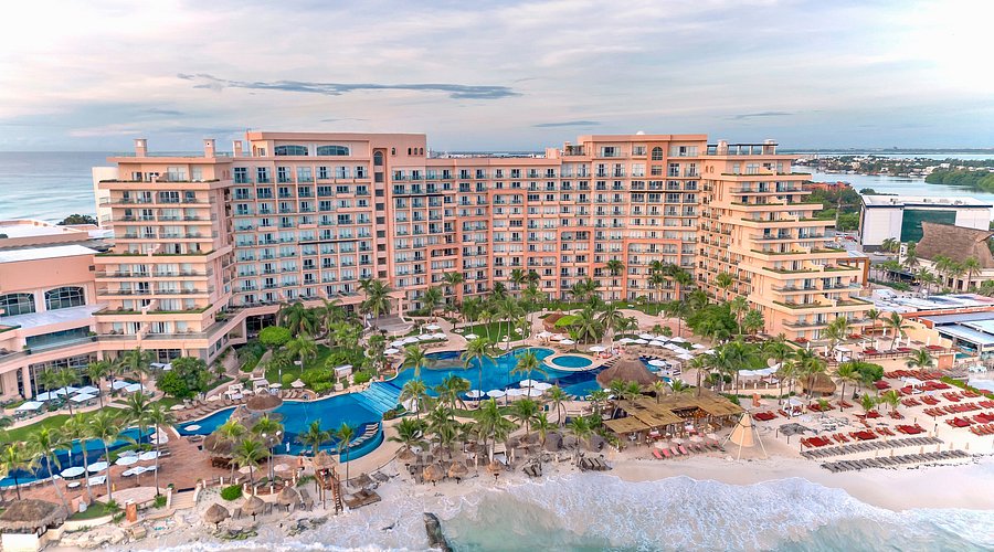 Grand Fiesta Americana Coral Beach Cancun luxury beachfront resort with stunning ocean views, elegant pools, and world-class spa.